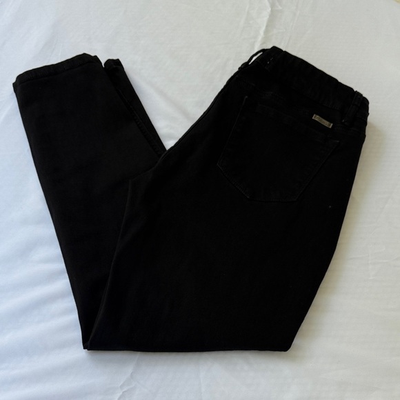 KanCan Women's Jet Black Skinny Jeans - Picture 1 of 9